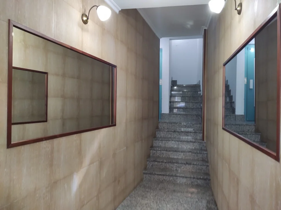 Se vende o alquila apartamento en el puerto con vistas al mar