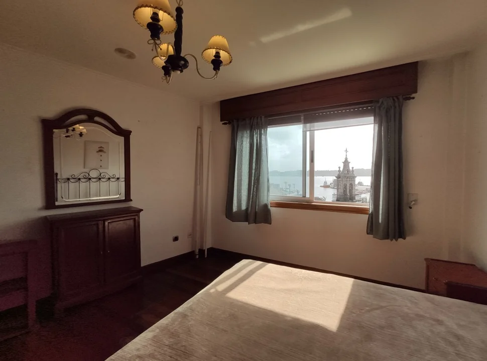 Se vende o alquila apartamento en el puerto con vistas al mar