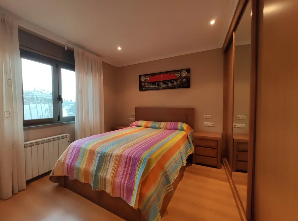 Se alquila piso en el centro de ferrol