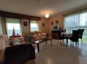 Se alquila piso próximo a la universidad con ascensor