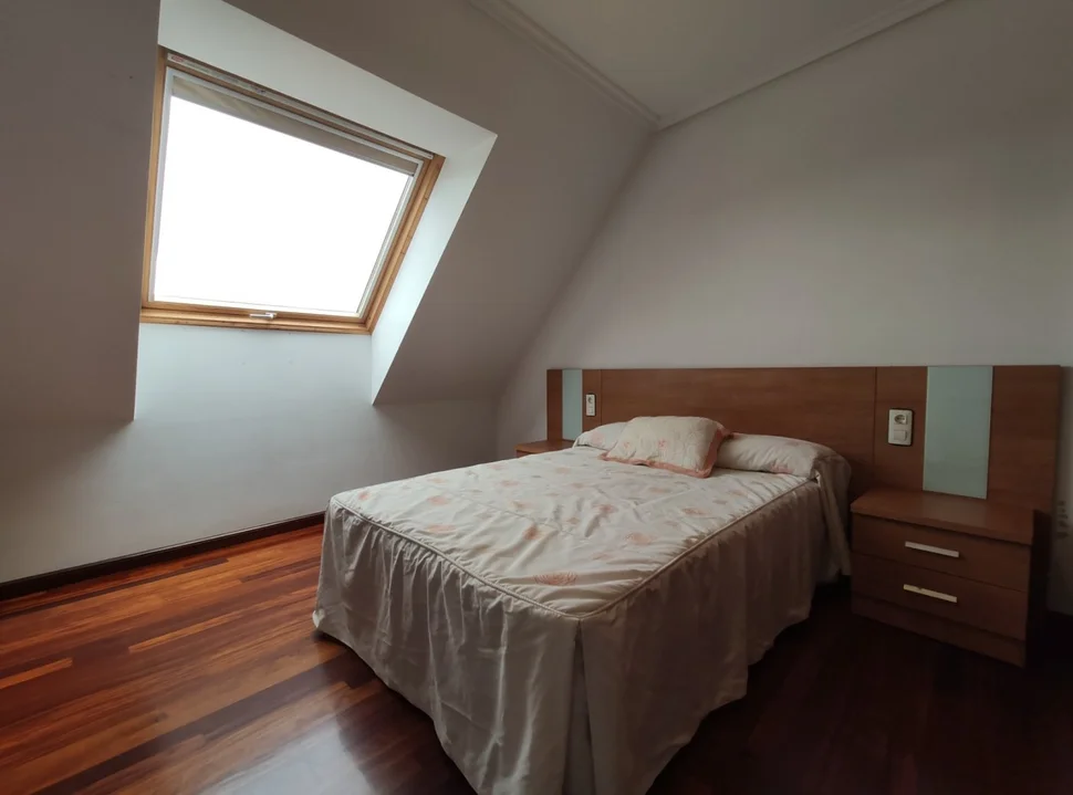 Se alquila dúplex con vistas al mar en jubia ( narón)