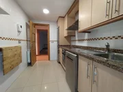 Se alquila piso en muy buen estado de conservación ( canido )