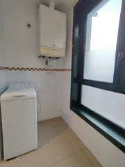 Se alquila piso en muy buen estado de conservación ( canido )