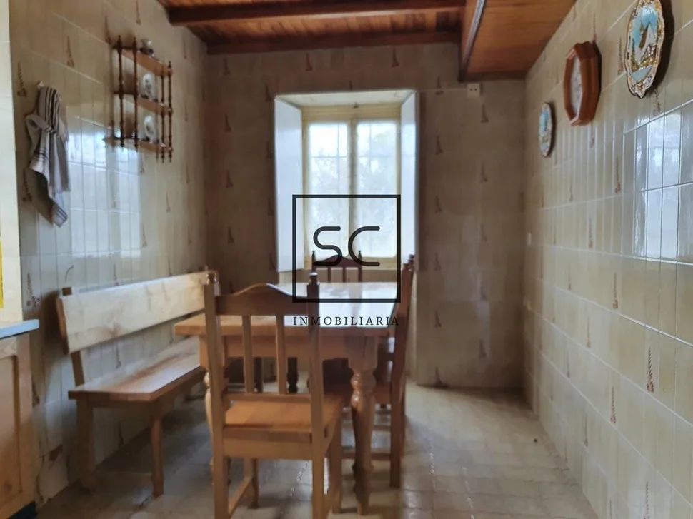 Casa con finca en san saturniño