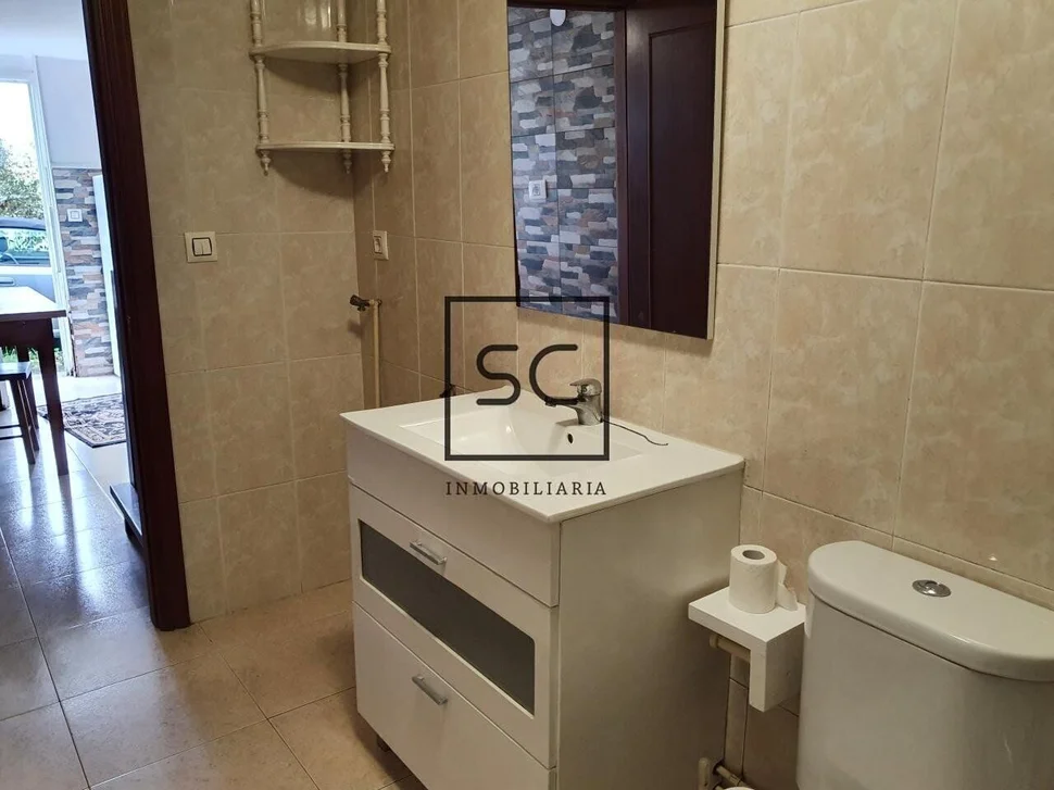 Casa con finca en san saturniño