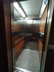 Se alquila dúplex ascendente con ascensor, garaje y trastero en freixeiro (semiamueblado)