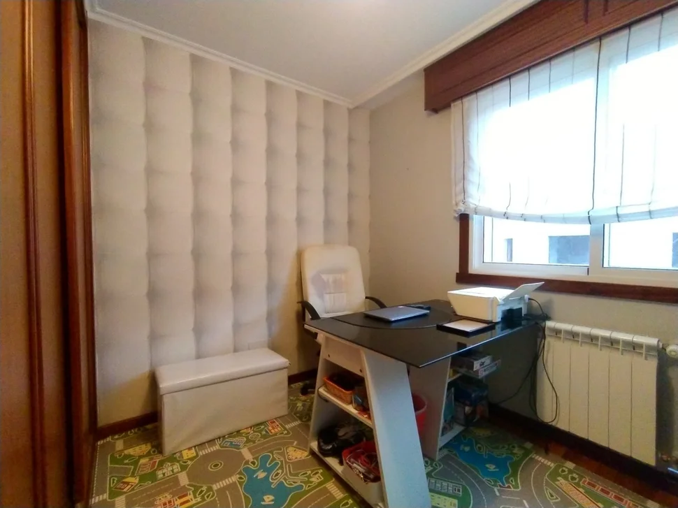 Se alquila dúplex ascendente con ascensor, garaje y trastero en freixeiro (semiamueblado)