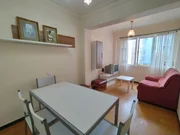 Se vende o alquila piso con encanto en el centro con ascensor