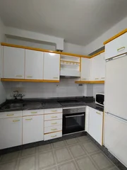 Se vende o alquila piso con encanto en el centro con ascensor