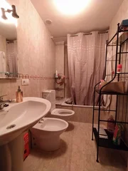 Se alquila piso en piñeiros