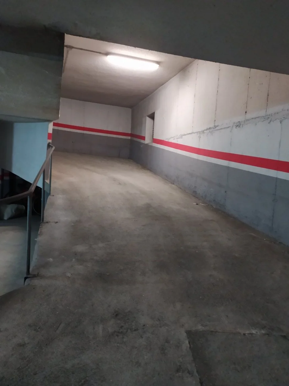 Se alquila piso en piñeiros