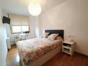 Se alquila piso en piñeiros