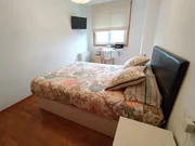 Se alquila piso en piñeiros