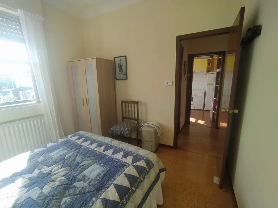 Se vende o alquila piso con jardín en mugardos