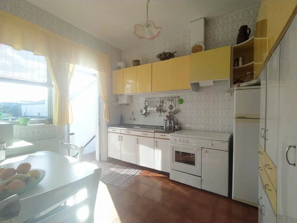 Se vende o alquila piso con jardín en mugardos