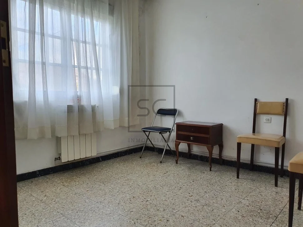 Casa en Venta A 300M de la Playa de Seselle, Ares