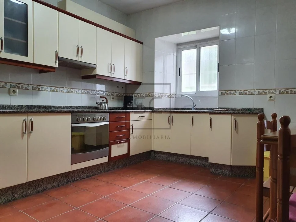 Casa en Venta A 300M de la Playa de Seselle, Ares