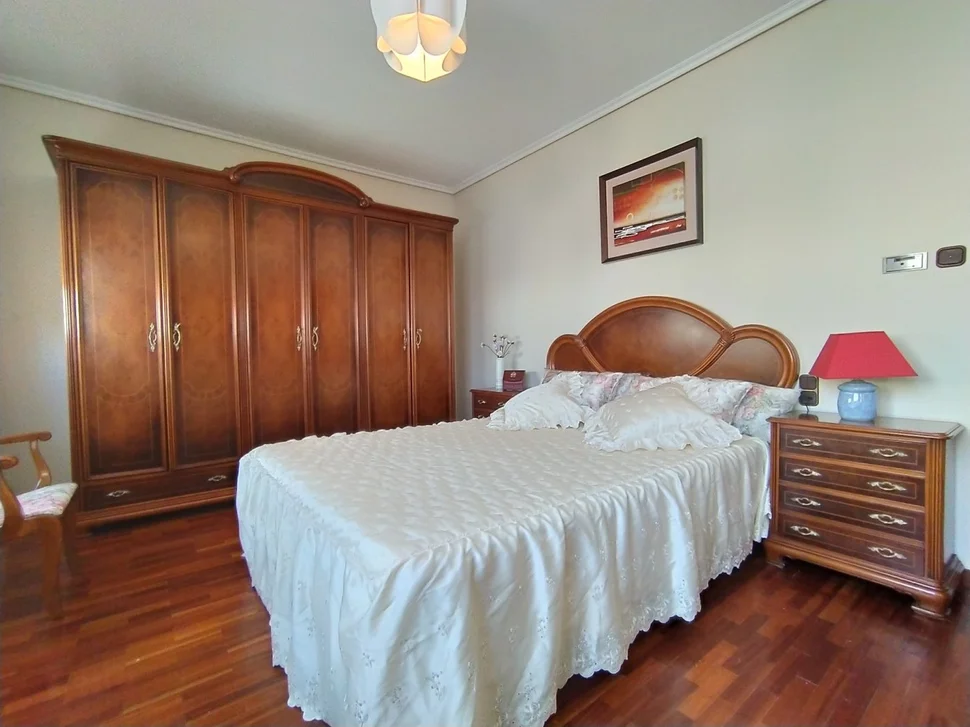 Se vende piso con ascensor, trastero y posibilidad de plaza de garaje en alquiler