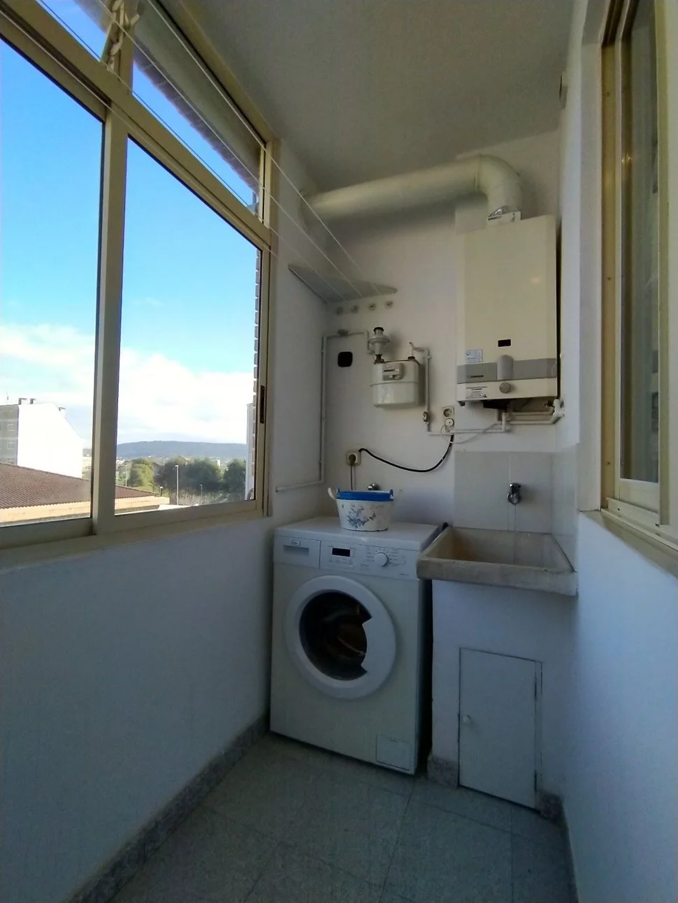 Se vende piso con ascensor, trastero y posibilidad de plaza de garaje en alquiler