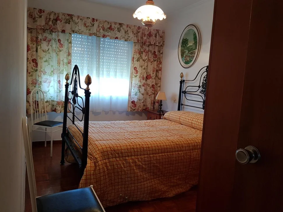 Piso en venta o en alquiler, con vista a la ría, mugardos