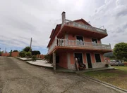 Se alquila bajo en meirás