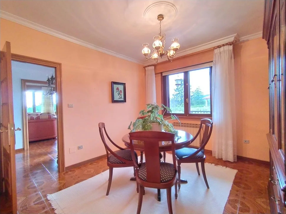 Se vende chalet en cabañas cercano a la playa