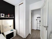 Piso de excelentes calidades, amueblado, con ascensor, trastero, garaje y parque infantil privado