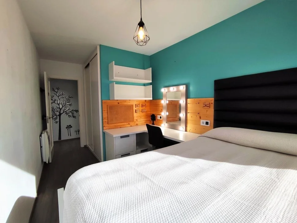 Piso de excelentes calidades, amueblado, con ascensor, trastero, garaje y parque infantil privado