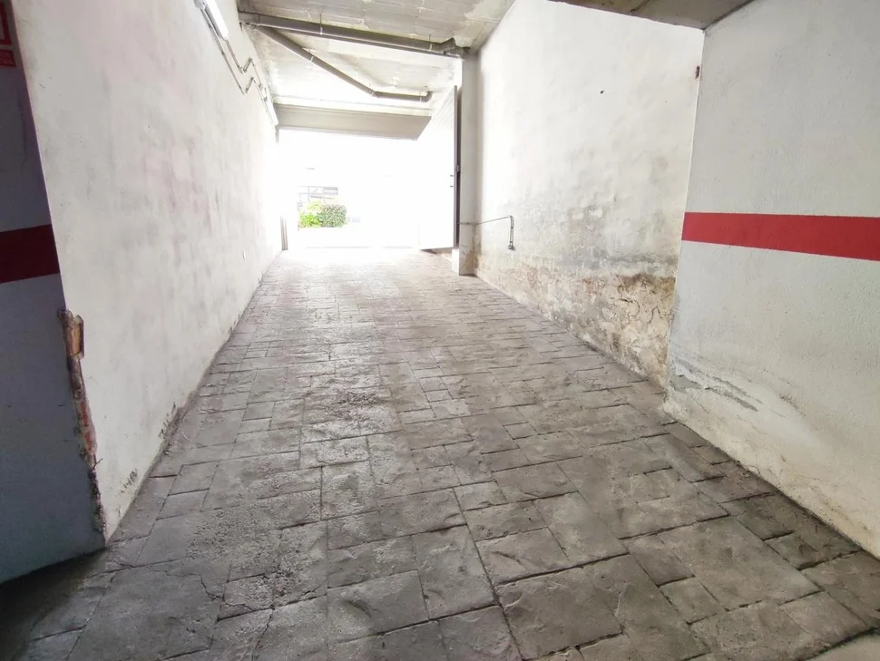 Piso de excelentes calidades, amueblado, con ascensor, trastero, garaje y parque infantil privado