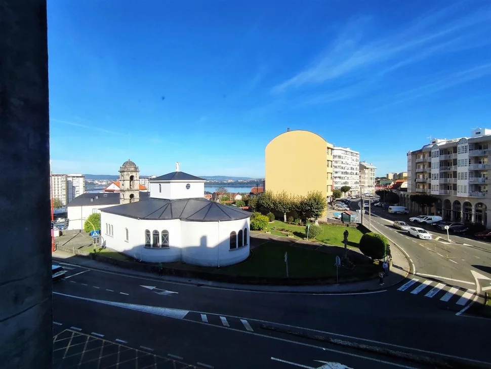 Piso de excelentes calidades, amueblado, con ascensor, trastero, garaje y parque infantil privado