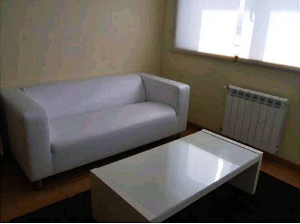 Se alquila apartamento amueblado y con ascensor en ferrol centro