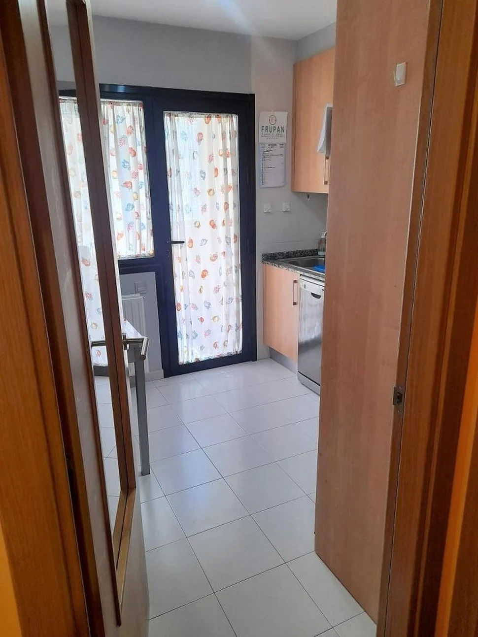 Piso seminuevo con ascensor, garaje y trastero