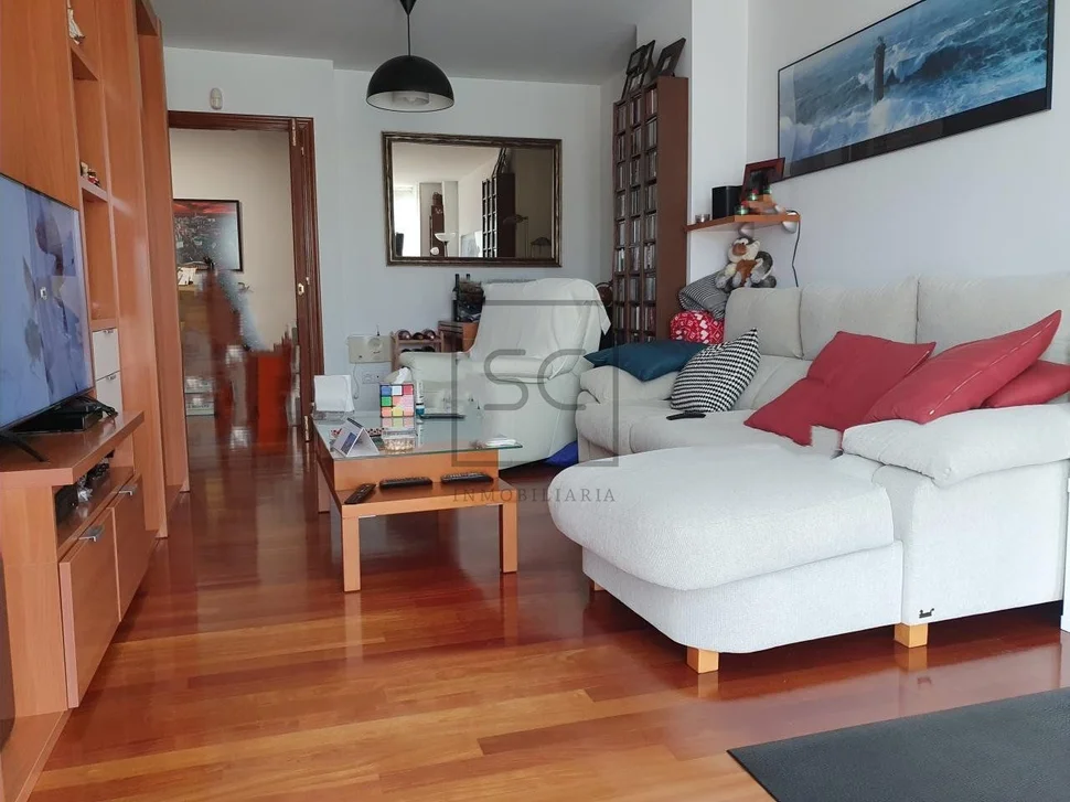 Duplex en mugardos con ascensor, garaje y trastero en obaño, mugardos