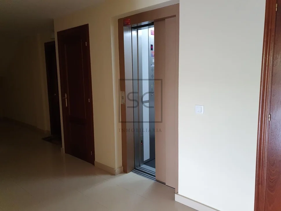 Duplex en mugardos con ascensor, garaje y trastero en obaño, mugardos