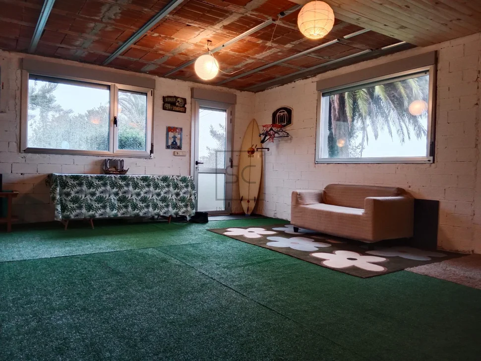 Chalet en venta con vistas a la ría, neda