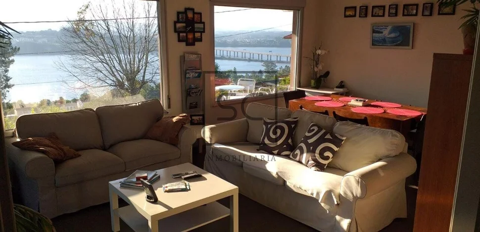 Chalet en venta con vistas a la ría, neda