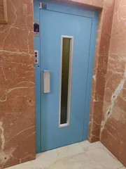 Piso atico amueblado con terraza cubierta en plaza ultamar, ferrol