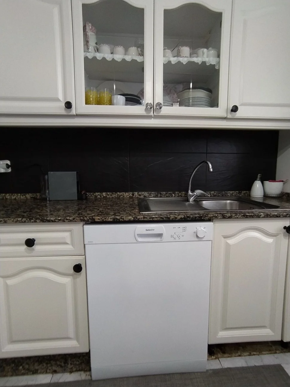 Se vende dúplex semiamueblado con encanto en porta nova, ferrol