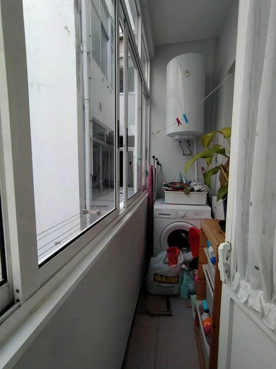 Se vende dúplex semiamueblado con encanto en porta nova, ferrol