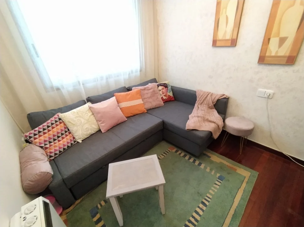 Se vende dúplex semiamueblado con encanto en porta nova, ferrol