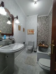 Se vende dúplex semiamueblado con encanto en porta nova, ferrol