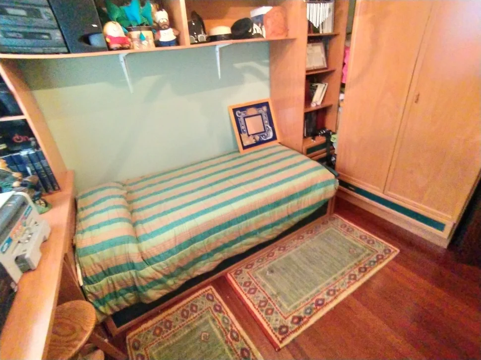 Se vende dúplex semiamueblado con encanto en porta nova, ferrol