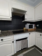 Se vende dúplex semiamueblado con encanto en porta nova, ferrol