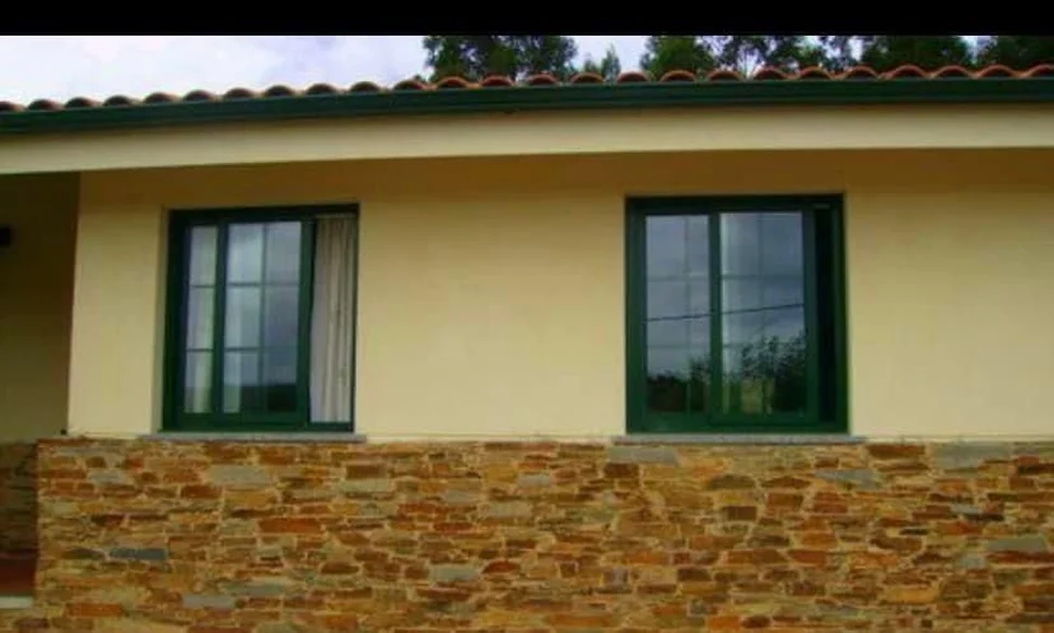 Chalet con piscina proximo a la costa en san bartolo, valdoviño