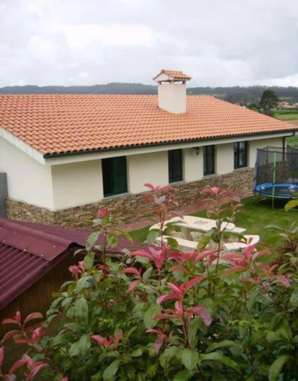 Chalet con piscina proximo a la costa en san bartolo, valdoviño