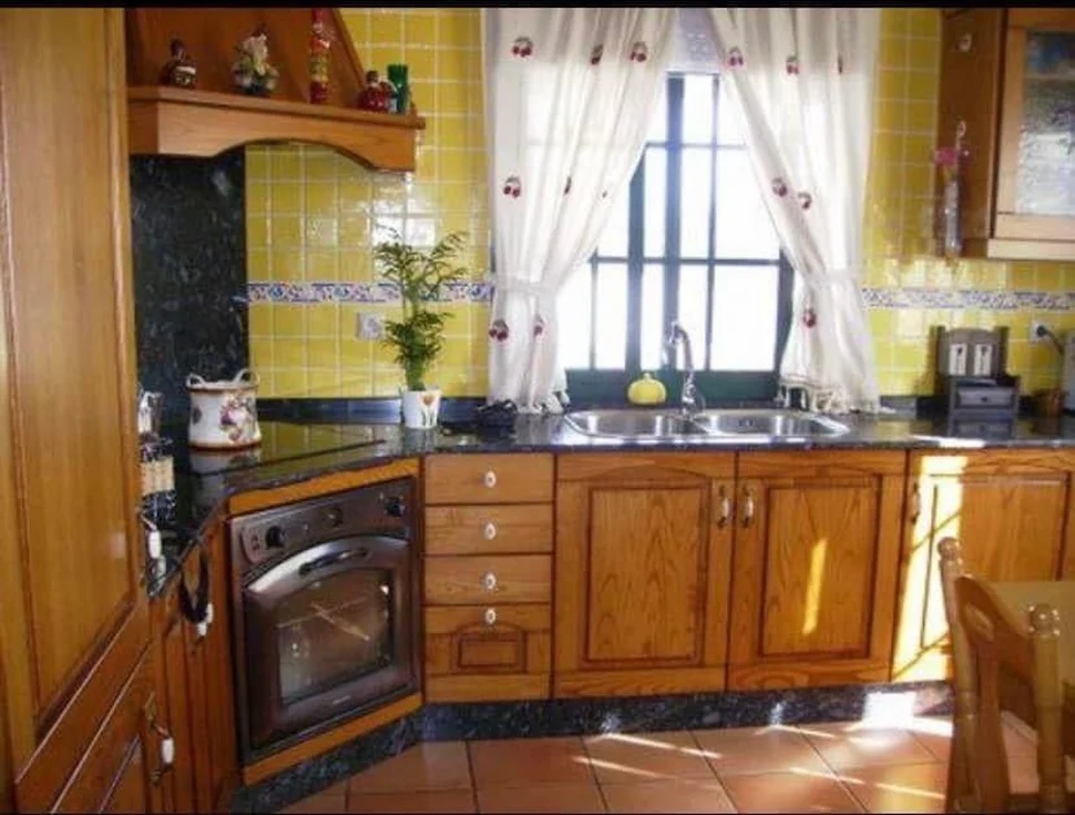 Chalet con piscina proximo a la costa en san bartolo, valdoviño