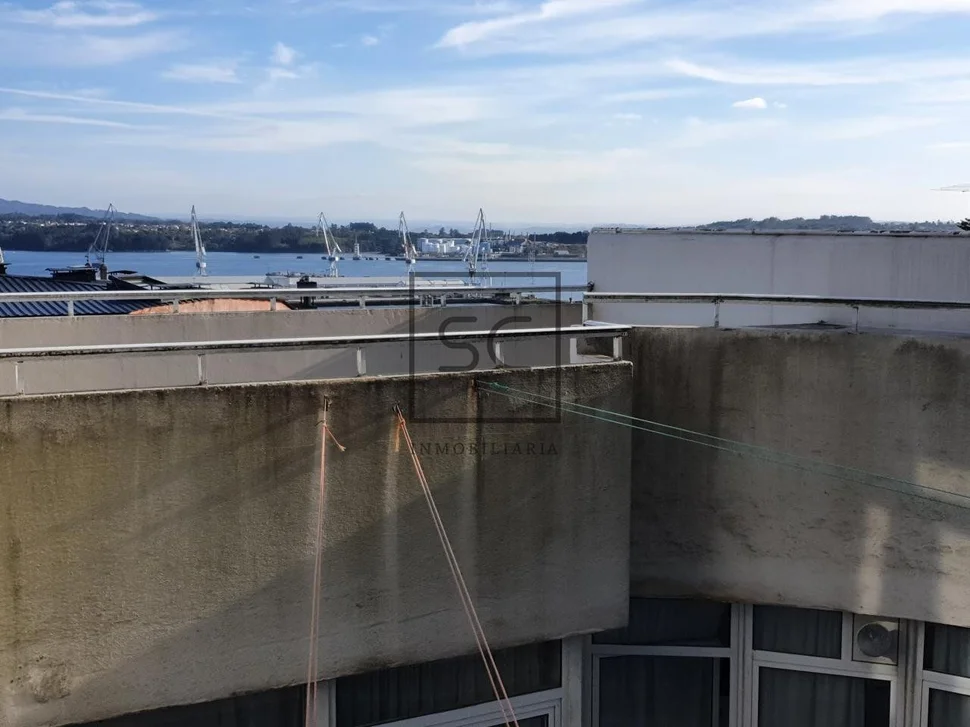 Piso con terraza en el centro, ferrol