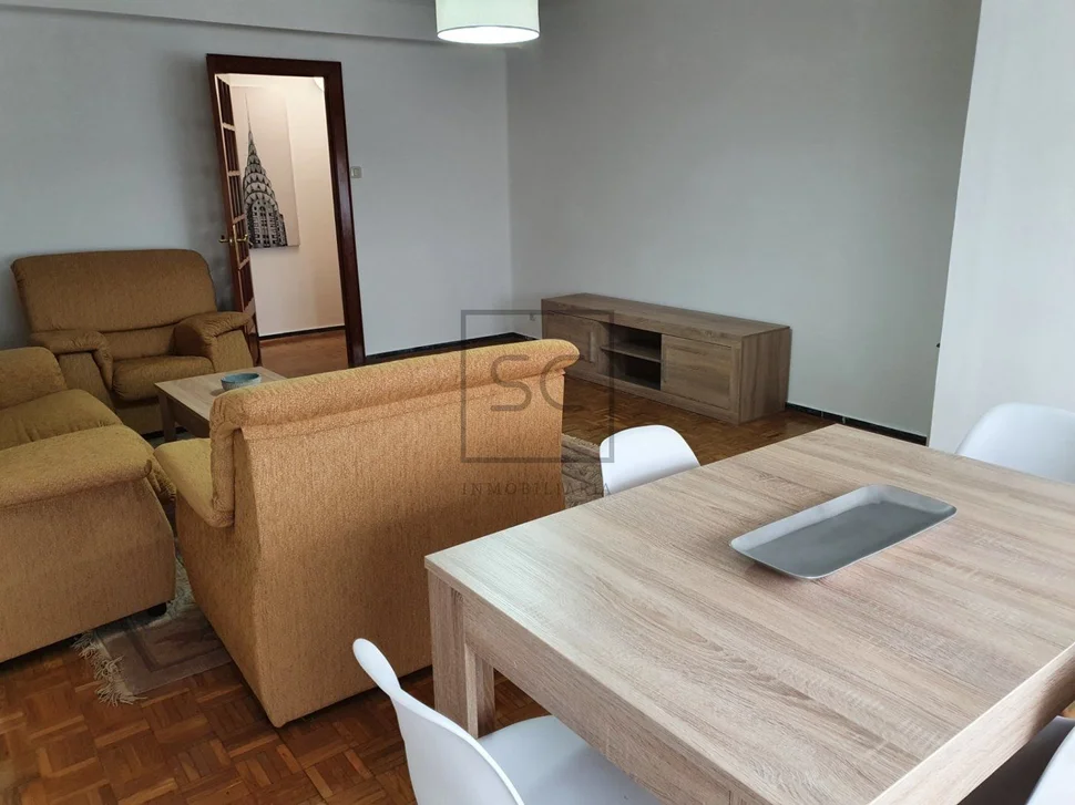 Piso con terraza en el centro, ferrol