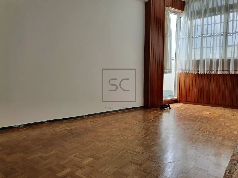 Piso con terraza en el centro, ferrol