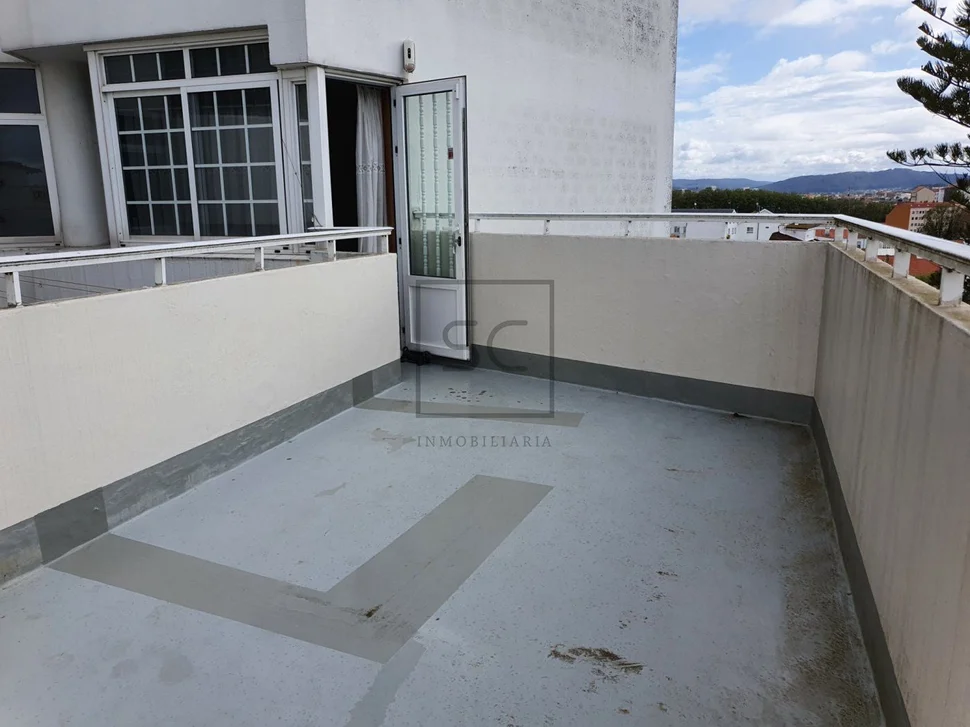 Piso con terraza en el centro, ferrol